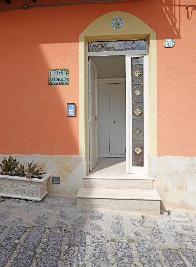 Gli Zii Di Sicilia Bed & Breakfast Racalmuto