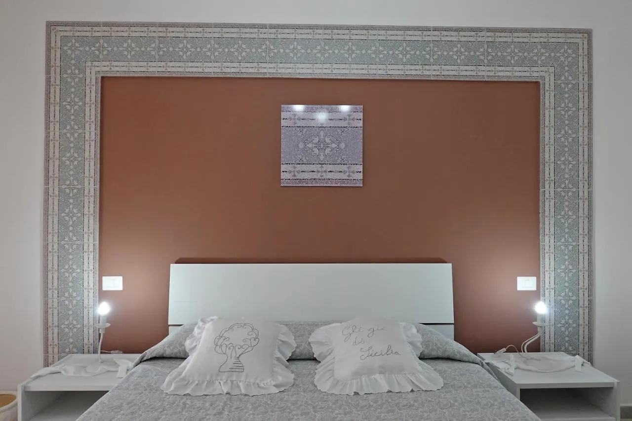 Gli Zii Di Sicilia Bed & Breakfast Racalmuto 0*,  Italy